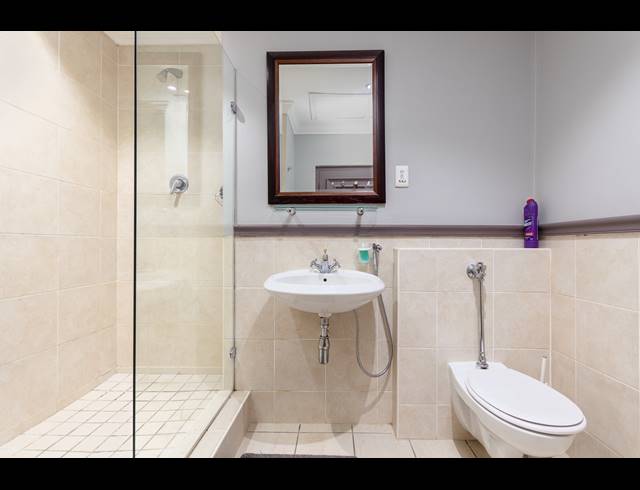 2 BEDROOM APARTMENT TO LET IN CENTURY CITY